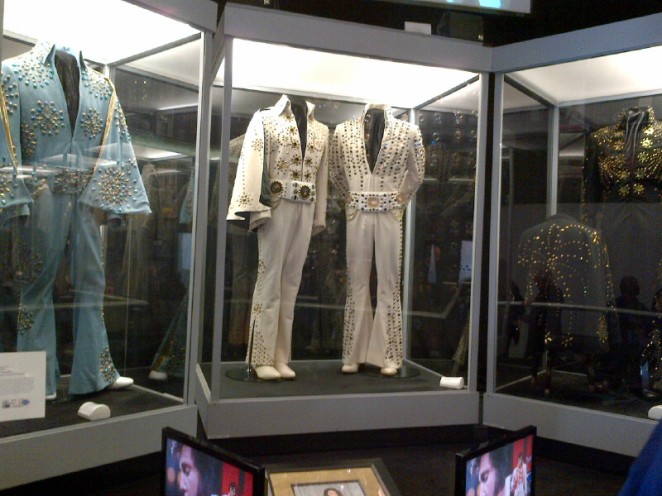 Elvis clothes